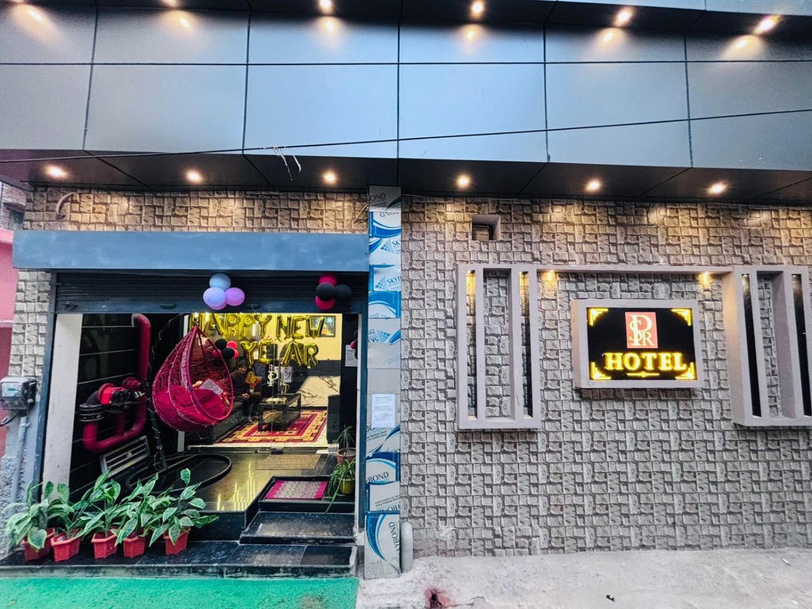 Hotel Ps Residency Benares Buitenkant foto